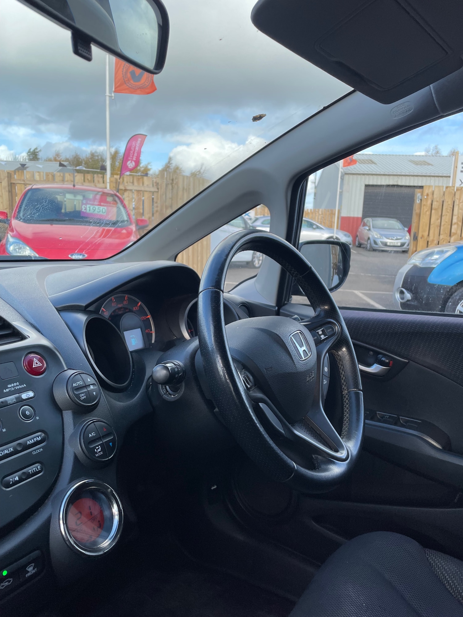 Used Honda Jazz 2014 for sale - 76436686: Photo 10