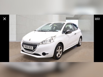 Used Peugeot 208 2014 for sale - 78403330: Photo