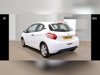 Used Peugeot 208 2014 for sale - 78403330: Photo