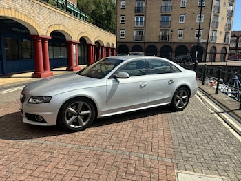 Used Audi A4 2011 for sale - 75512154: Photo