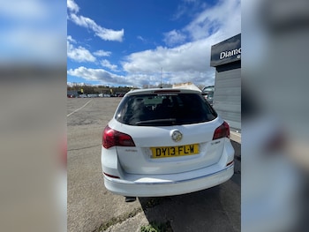 Used Vauxhall Astra 2013 for sale - 78267027: Photo