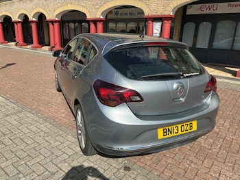 Used Vauxhall Astra 2013 for sale - 75511595: Photo
