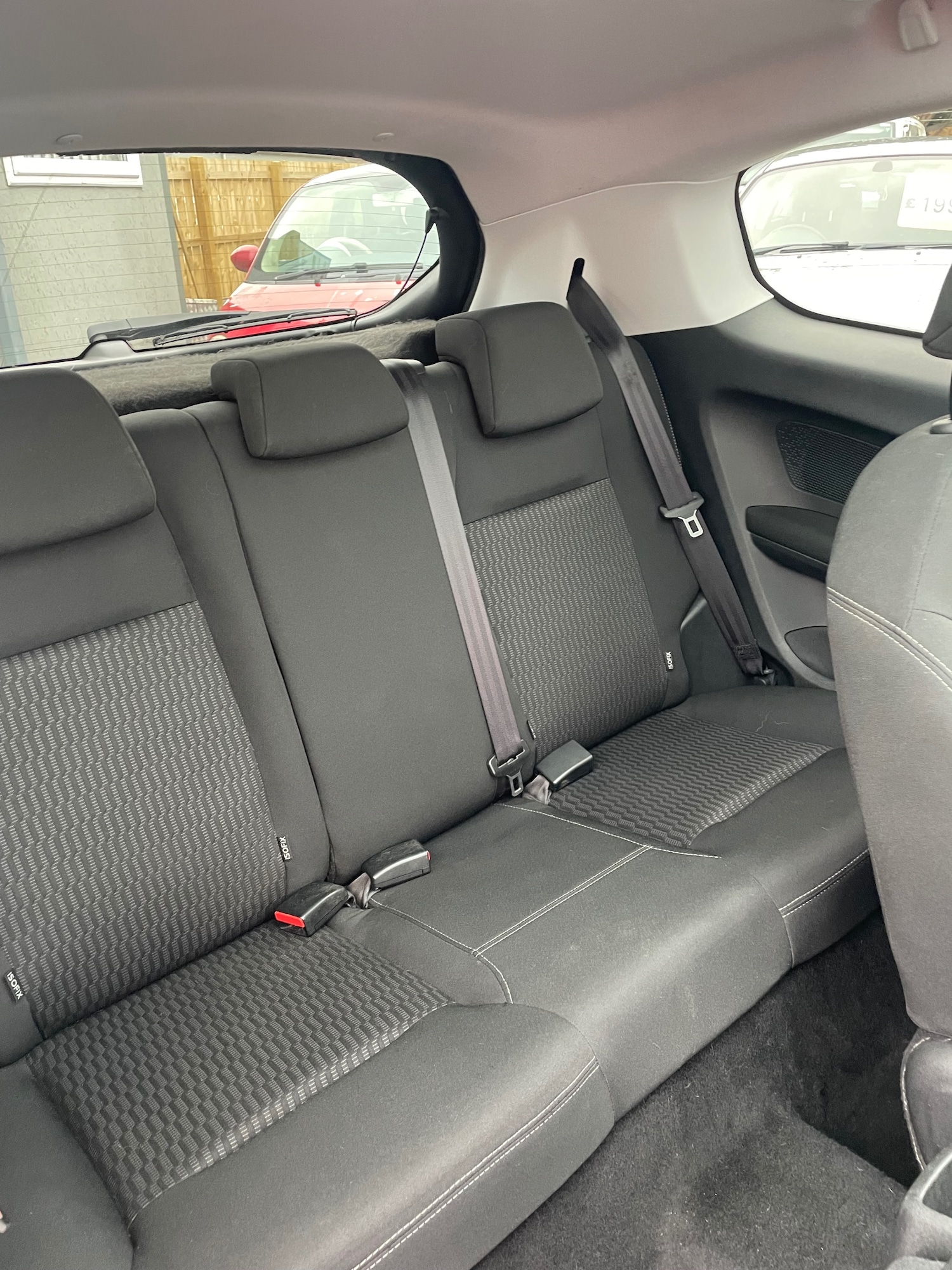 Used Peugeot 208 2015 for sale - 76449345: Photo 14