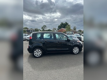 Used Citroen C3 Picasso 2009 for sale - 75699975: Photo
