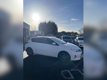 Used Toyota Auris 2015 for sale - 76517923: Photo