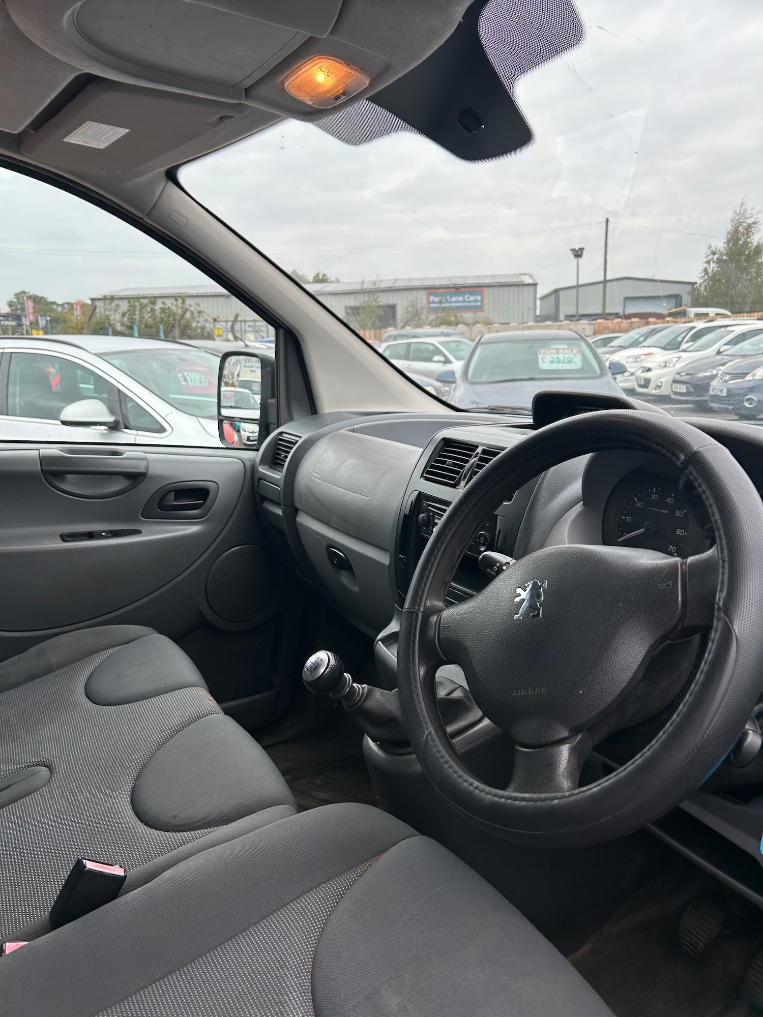 Used Peugeot Expert 2008 for sale - 76287552: Photo 5