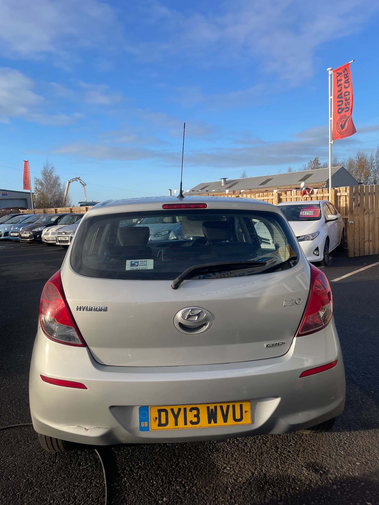 Used Hyundai i20 2013 for sale - 76611339: Photo 6