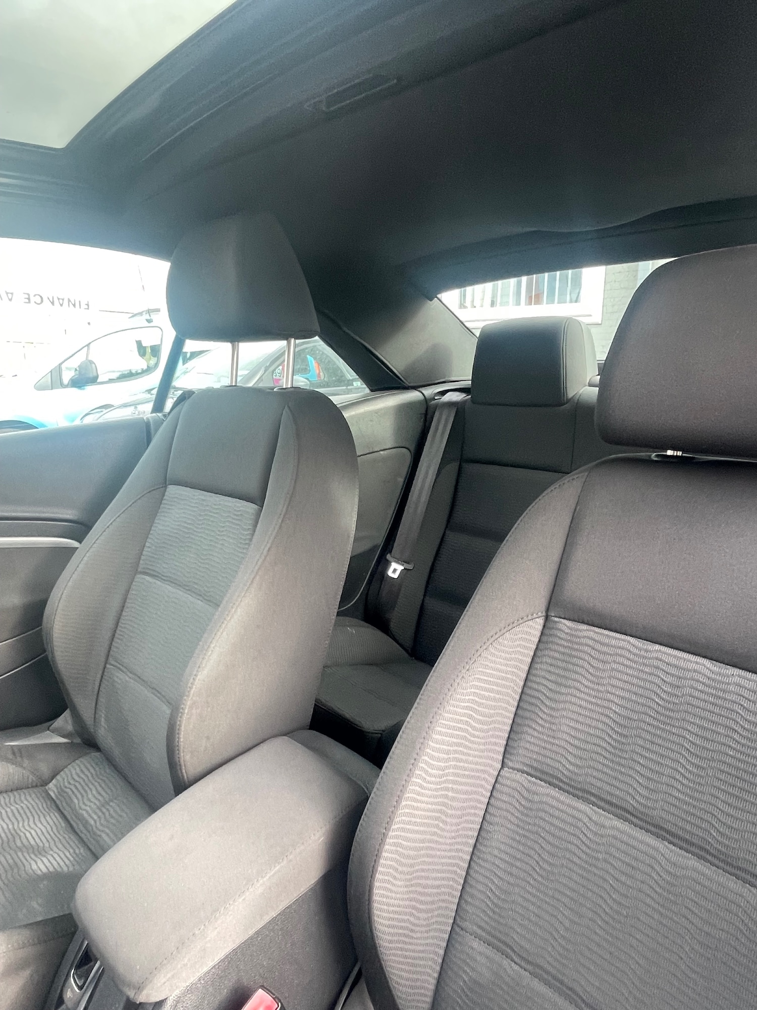 Used Volkswagen EOS 2011 for sale - 76461925: Photo 5