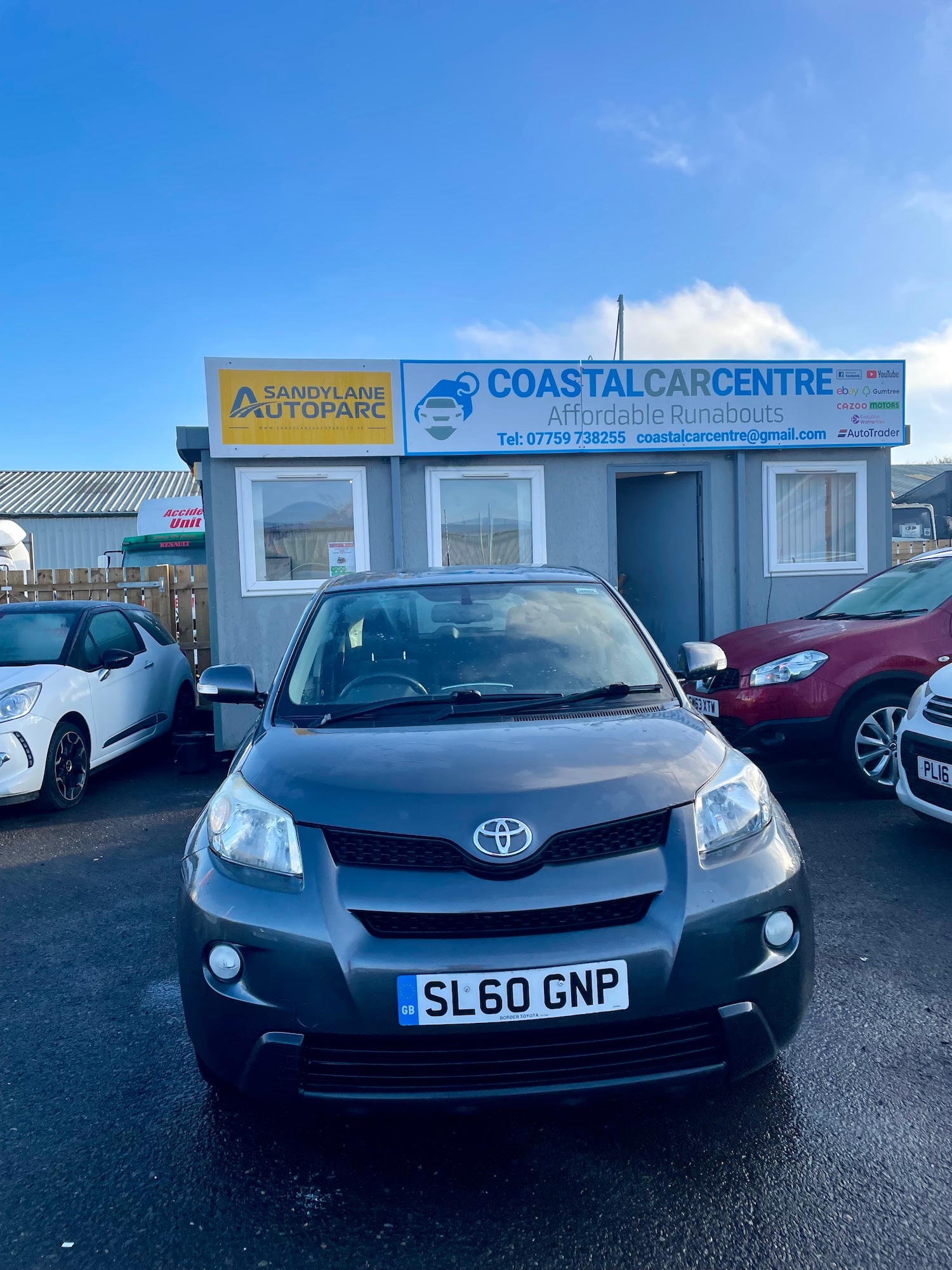 Used Toyota Urbancruiser 2010 for sale - 76791943: Photo 1