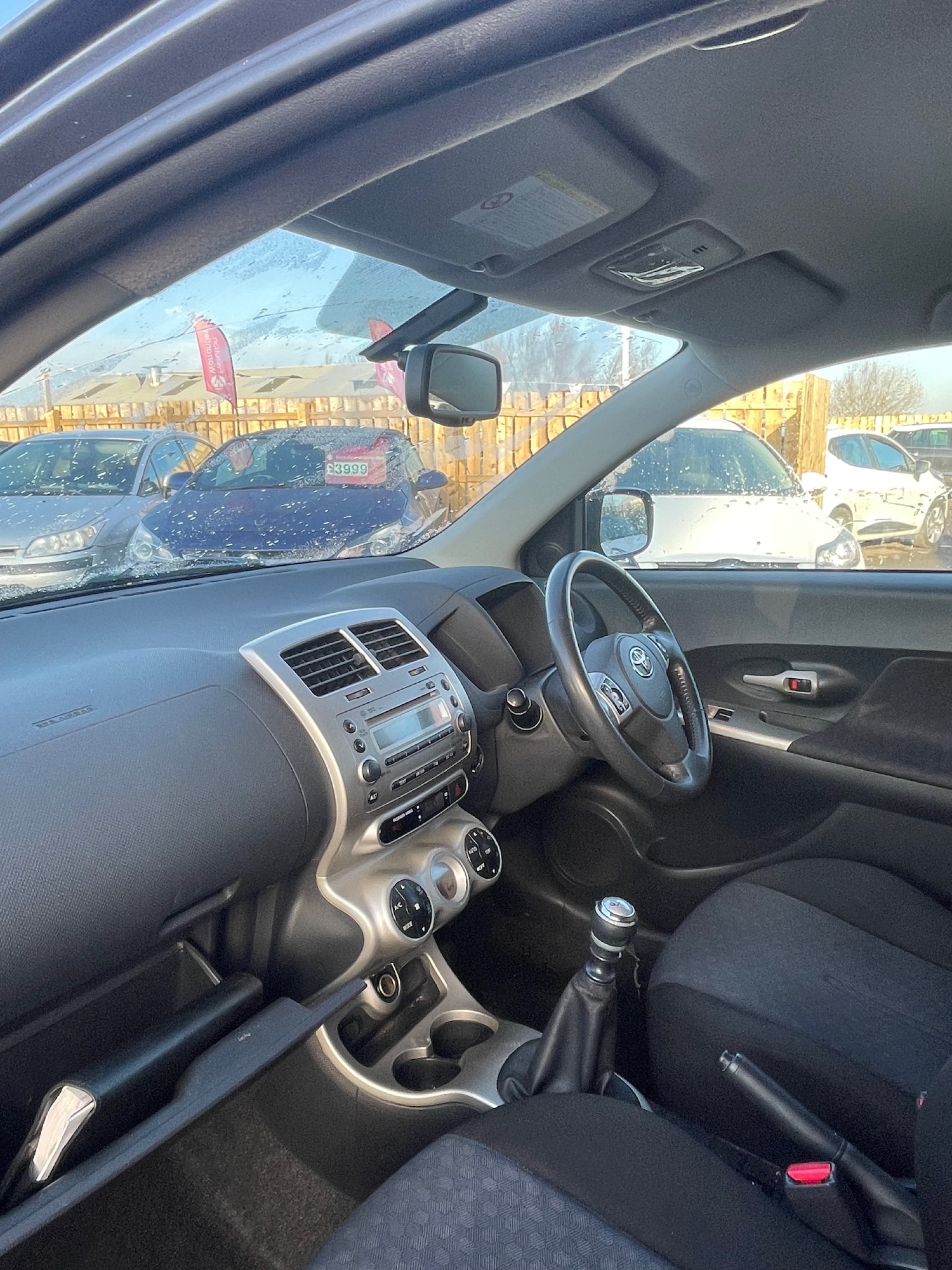 Used Toyota Urbancruiser 2010 for sale - 76791943: Photo 10