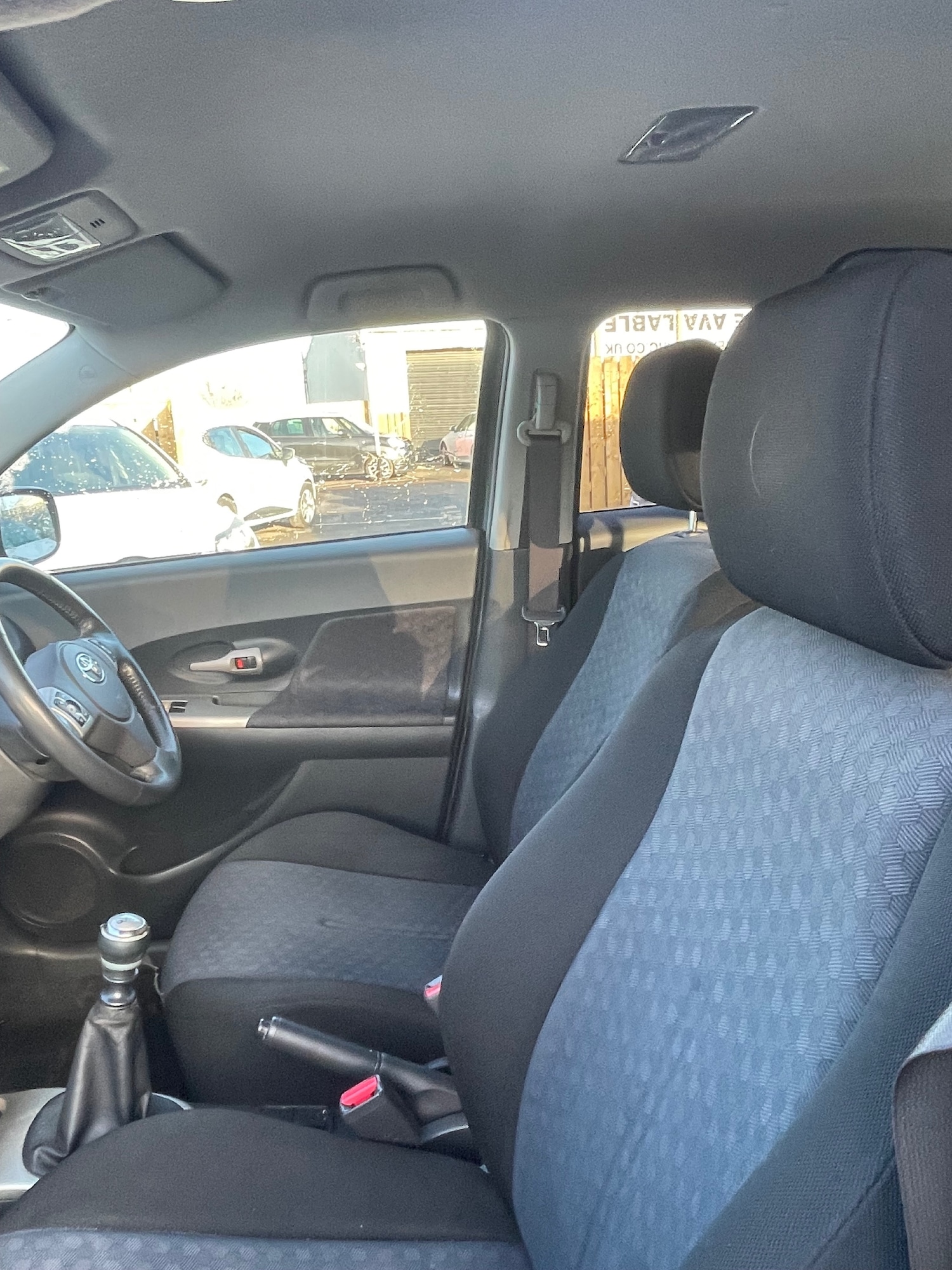 Used Toyota Urbancruiser 2010 for sale - 76791943: Photo 9