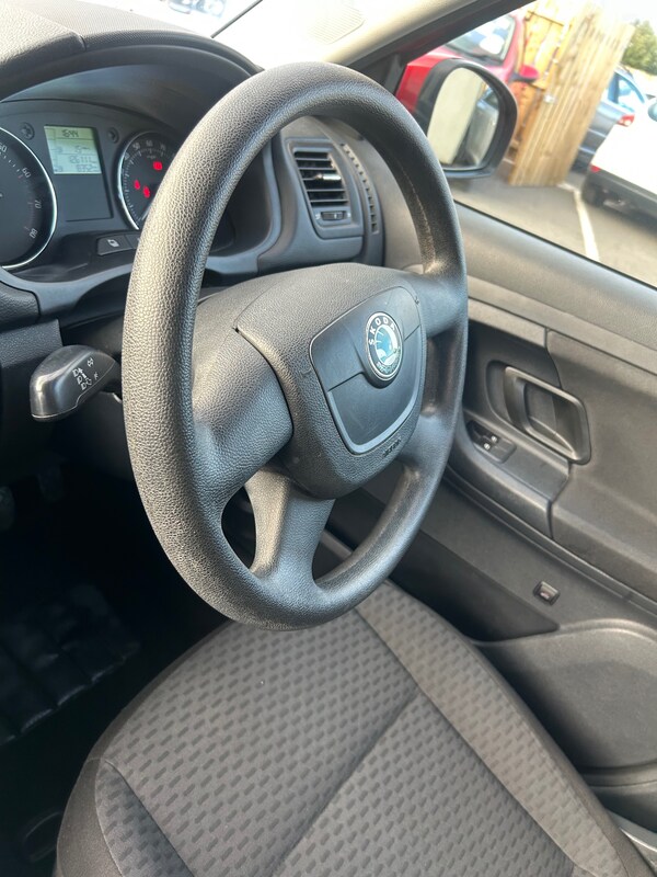 Used Skoda Fabia 2011 for sale - 76184192: Photo 8