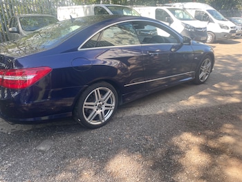 Used Mercedes-Benz E Class 2010 for sale - 79469107: Photo