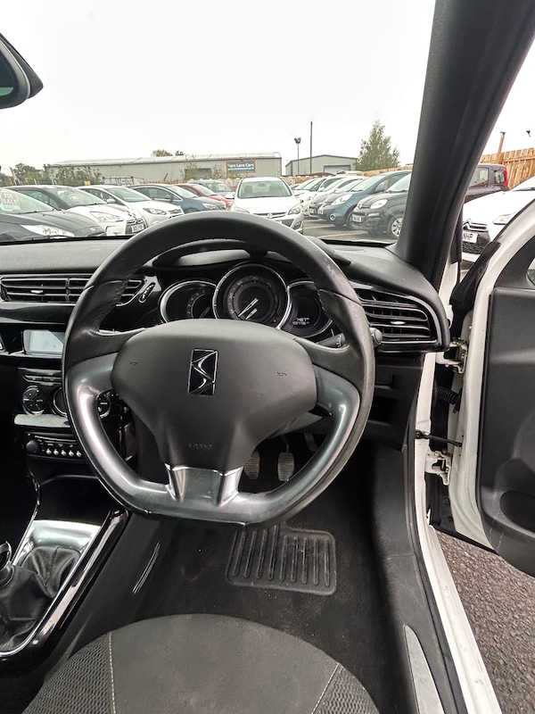 Used Citroen DS3 2013 for sale - 76275930: Photo 9