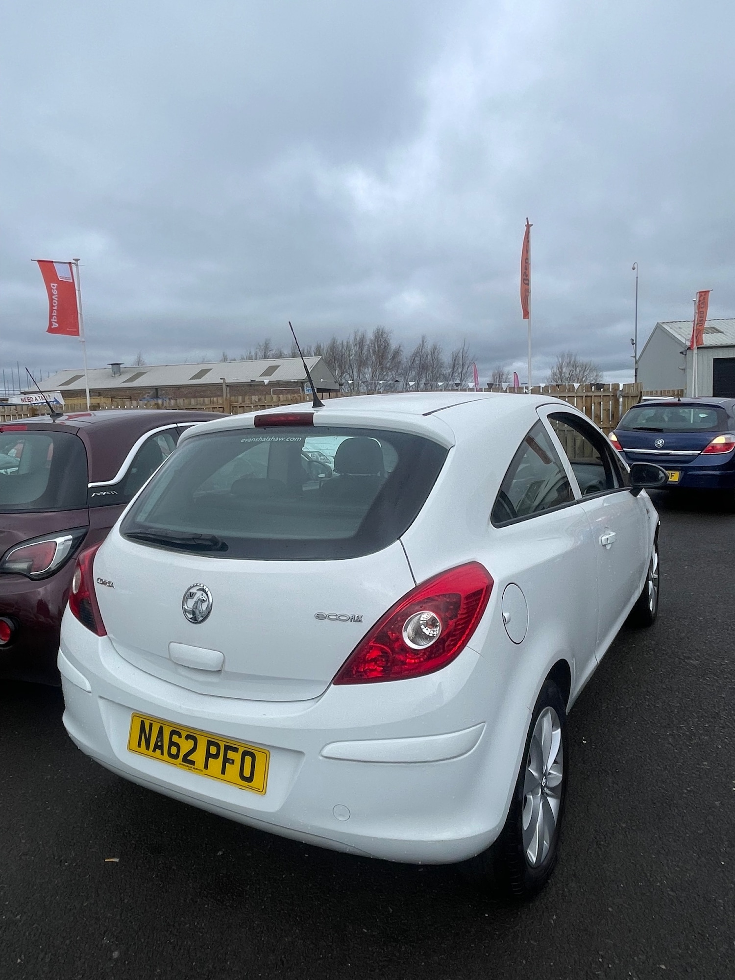 Used Vauxhall Corsa 2012 for sale - 77776492: Photo 4