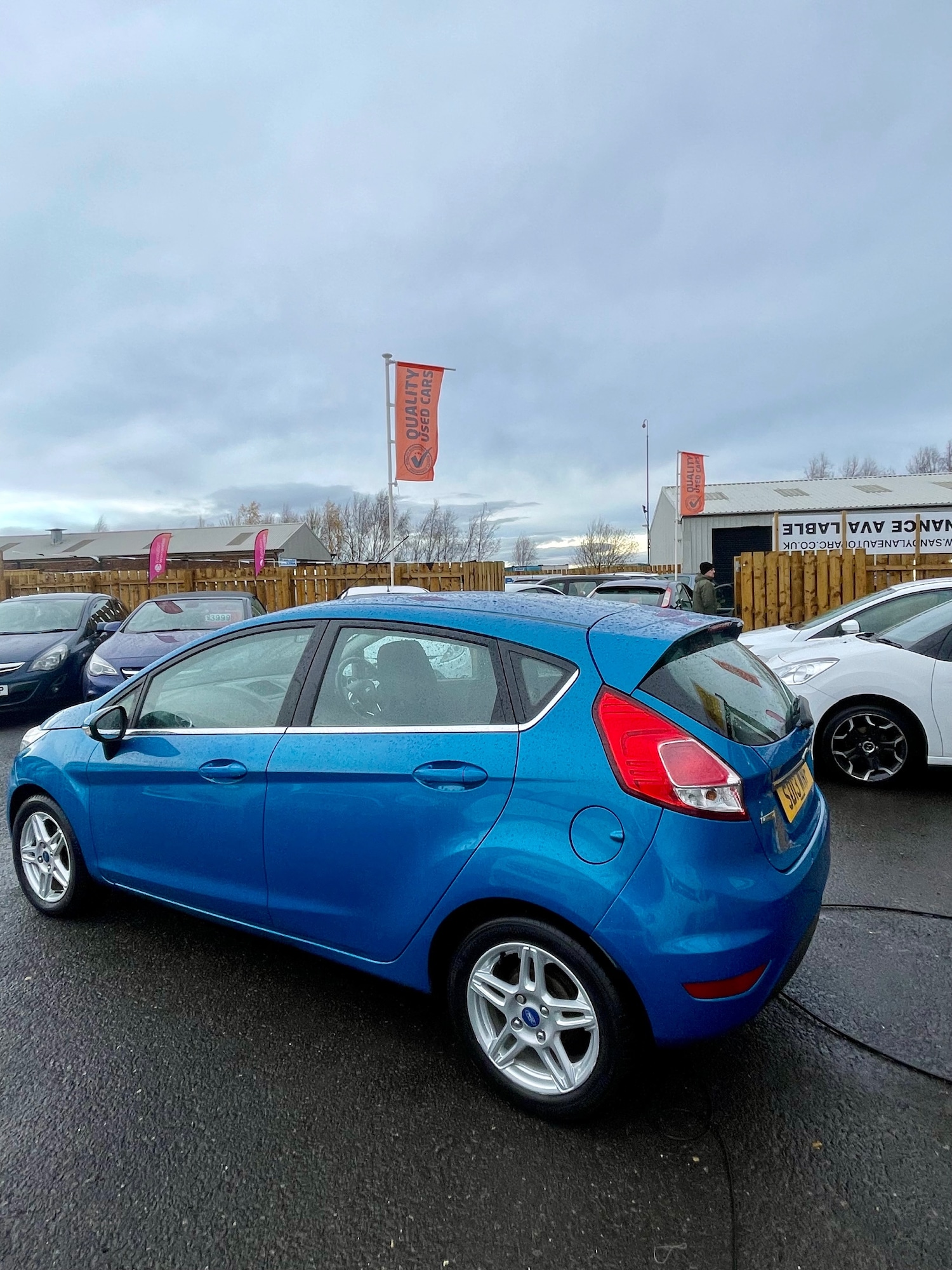 Used Ford Fiesta 2013 for sale - 76736135: Photo 4