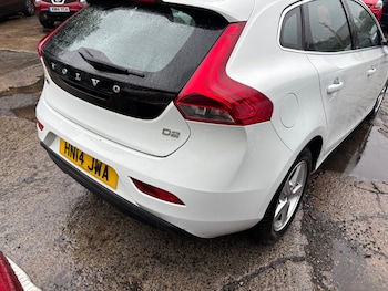 Used Volvo V40 2014 for sale - 79417273: Photo