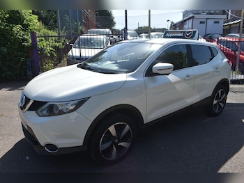 Used Nissan Qashqai 2015 for sale - 78999829: Photo