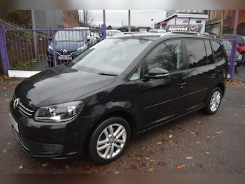 Used Volkswagen Touran 2014 for sale - 78854857: Photo