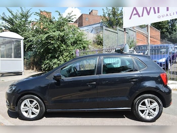 Used Volkswagen Polo 2017 for sale - 79267920: Photo