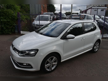 Used Volkswagen Polo 2016 for sale - 78860041: Photo