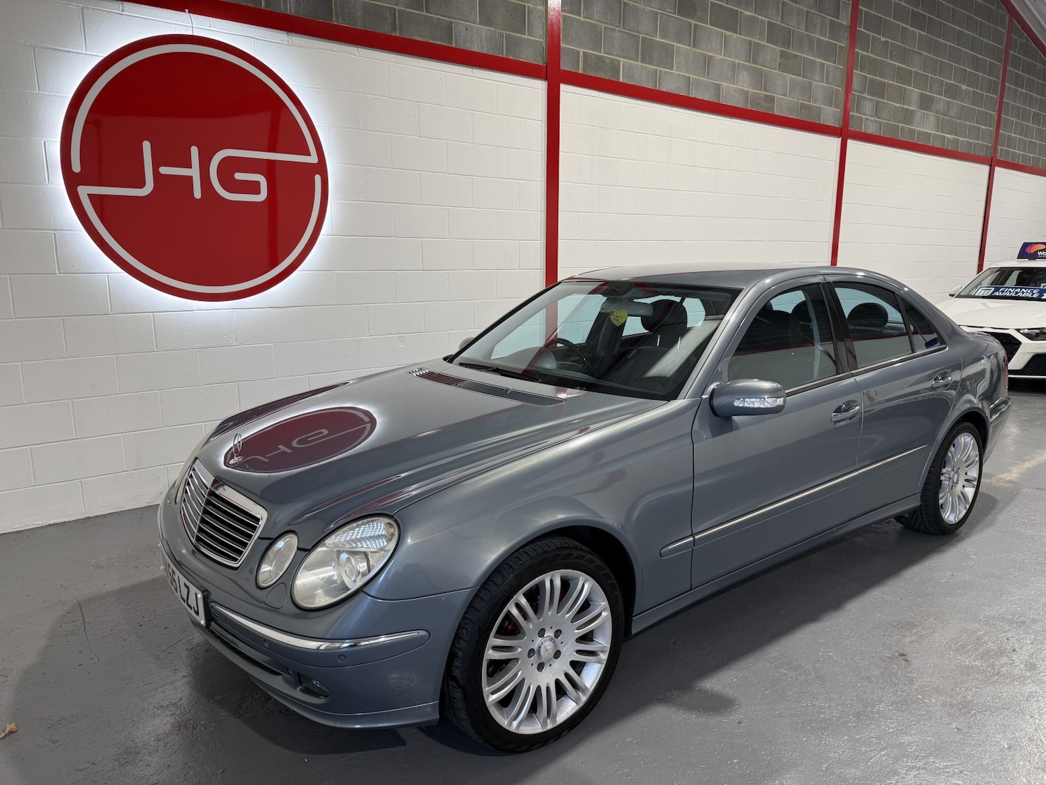 Used Mercedes-Benz E Class 2005 for sale - 76497448: Photo 1