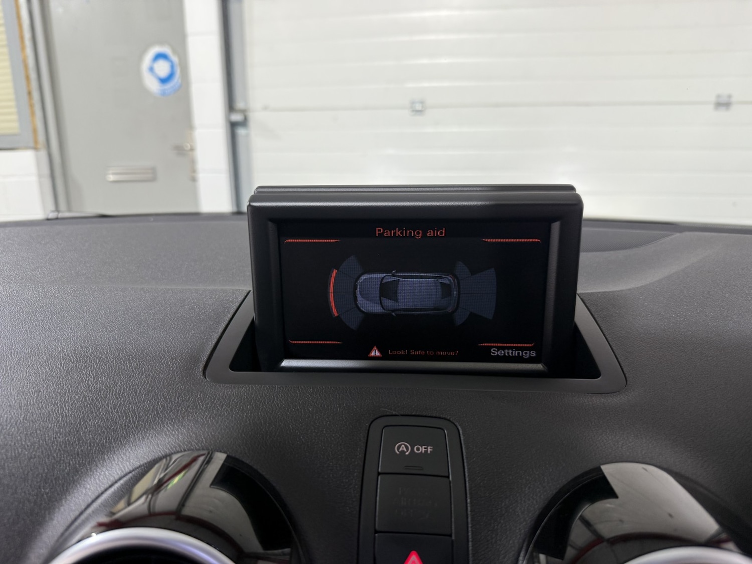 Used Audi A1 2014 for sale - 76670749: Photo 16