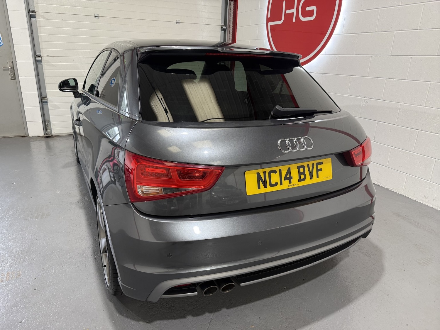 Used Audi A1 2014 for sale - 76670749: Photo 4