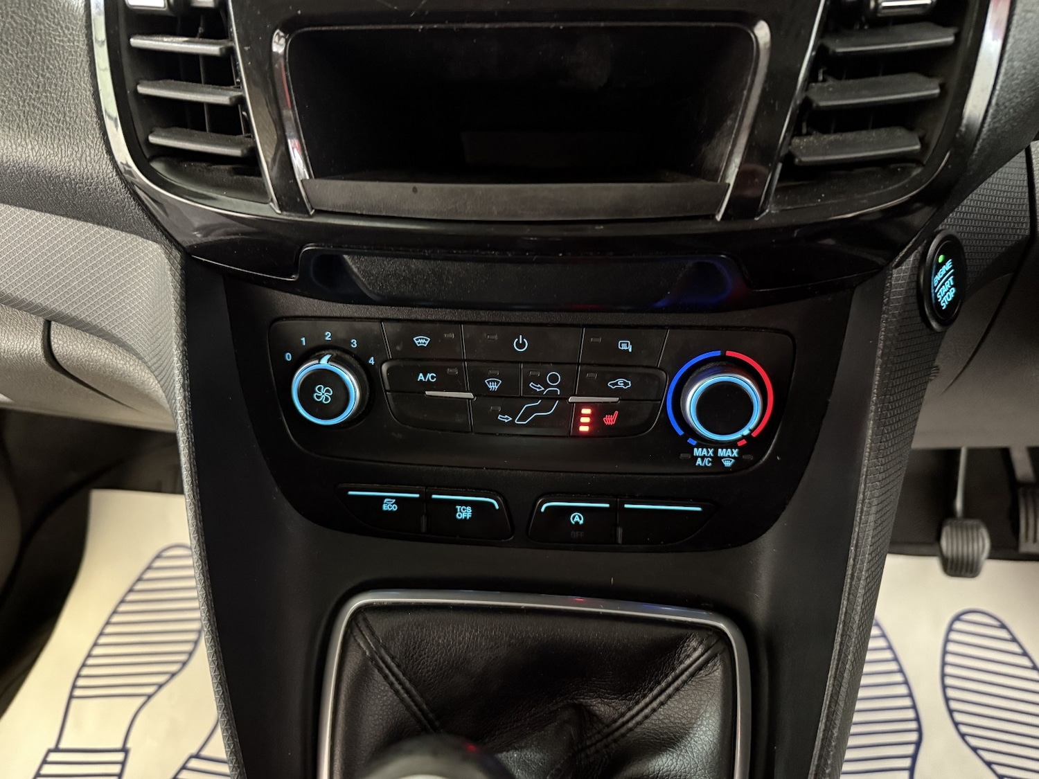 Used Ford Transit Connect 2020 for sale - 77140625: Photo 21