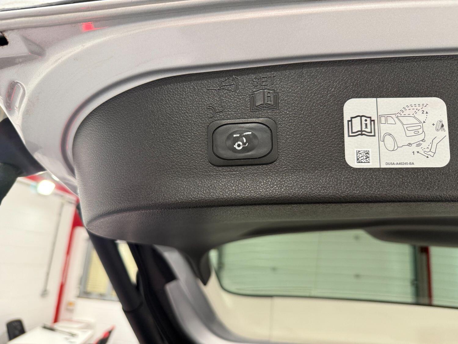 Used Ford Kuga 2018 for sale - 77172989: Photo 15