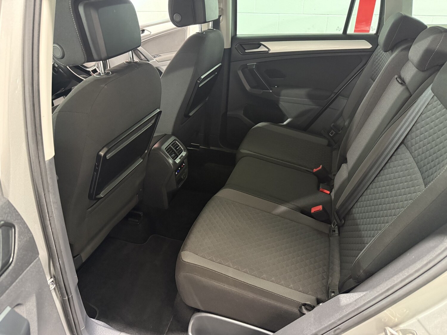 Used Volkswagen Tiguan 2016 for sale - 76560079: Photo 21