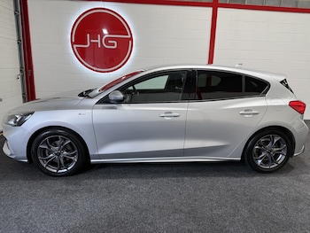 Used Ford Focus 2021 for sale - 78545792: Photo