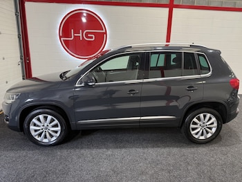 Used Volkswagen Tiguan 2015 for sale - 79047780: Photo