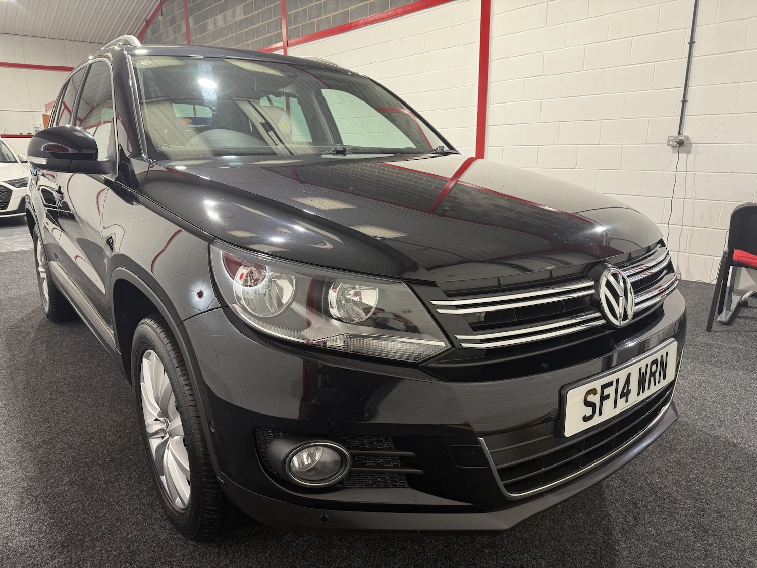 Used Volkswagen Tiguan 2014 for sale - 76884796: Photo 10