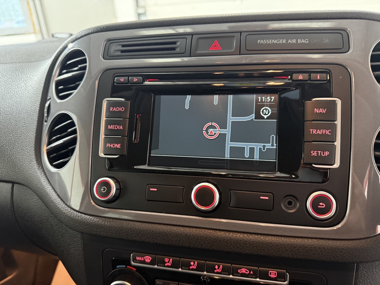 Used Volkswagen Tiguan 2014 for sale - 76884796: Photo 17