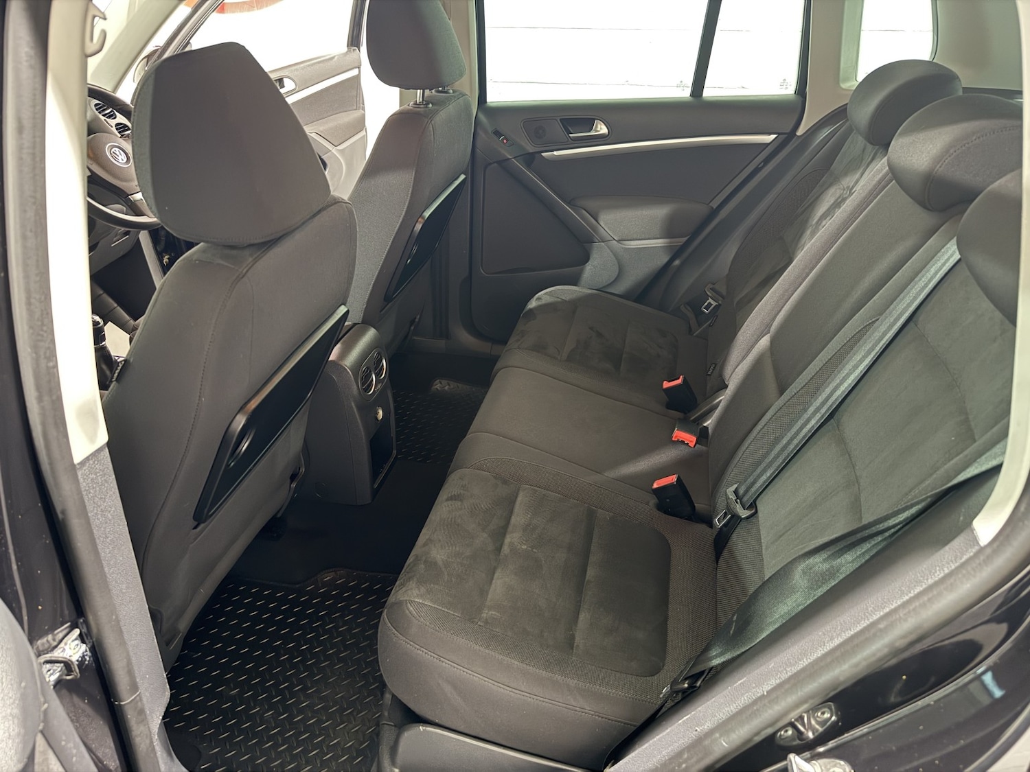 Used Volkswagen Tiguan 2014 for sale - 76884796: Photo 21