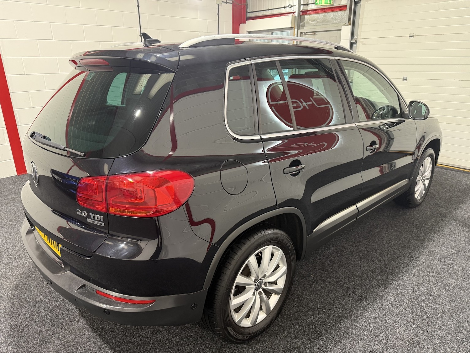Used Volkswagen Tiguan 2014 for sale - 76884796: Photo 8