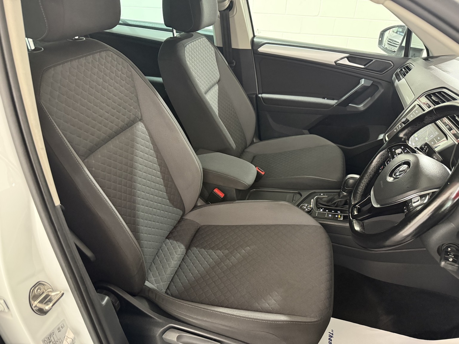 Used Volkswagen Tiguan 2018 for sale - 76741330: Photo 14