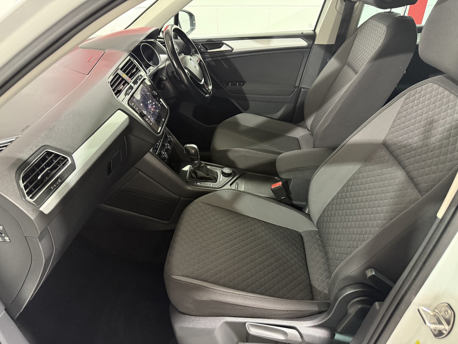 Used Volkswagen Tiguan 2018 for sale - 76741330: Photo 20