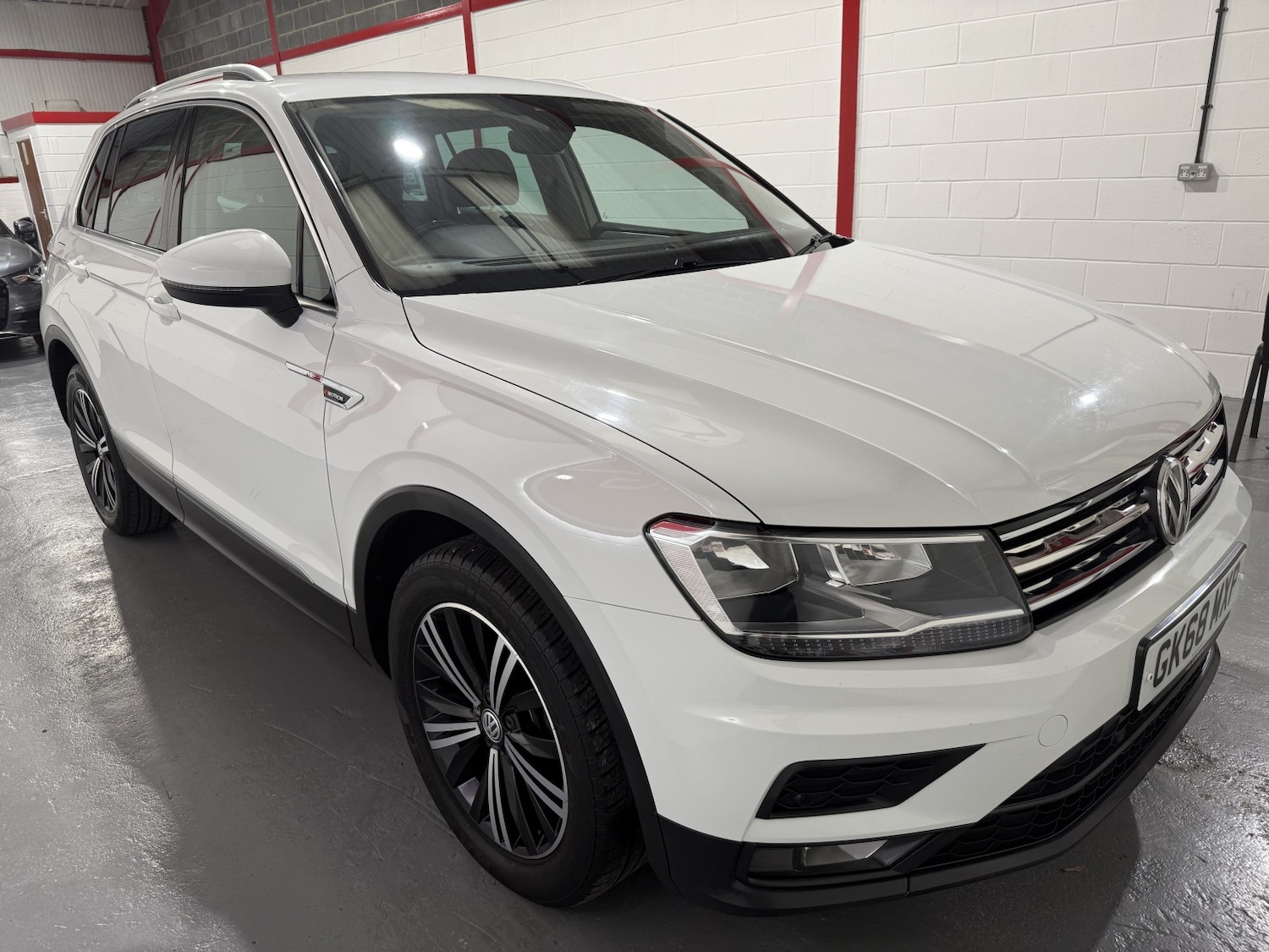 Used Volkswagen Tiguan 2018 for sale - 76741330: Photo 8