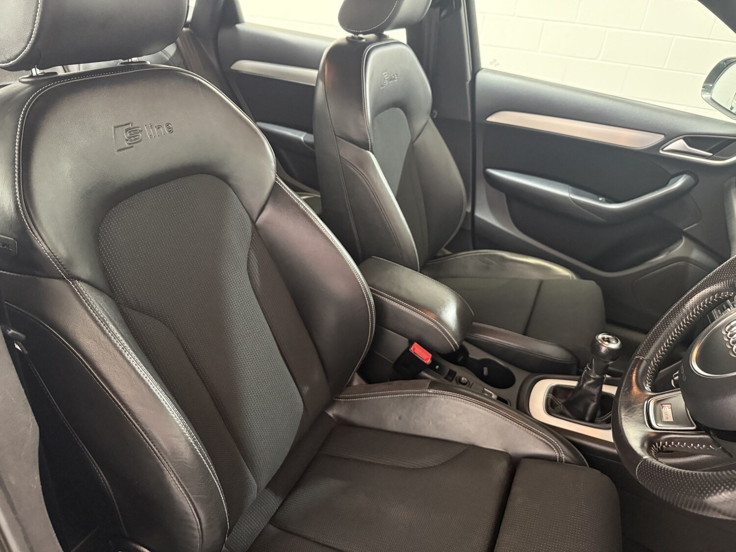 Used Audi Q3 2016 for sale - 76358080: Photo 15