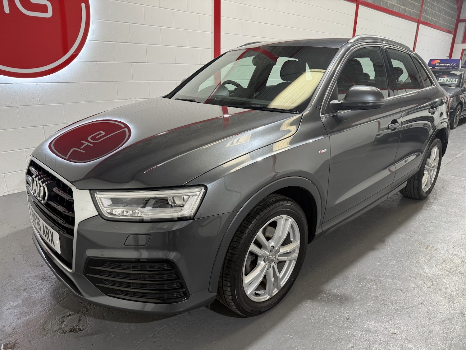 Used Audi Q3 2016 for sale - 76358080: Photo 2