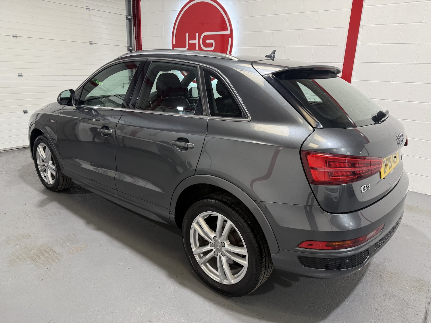 Used Audi Q3 2016 for sale - 76358080: Photo 4