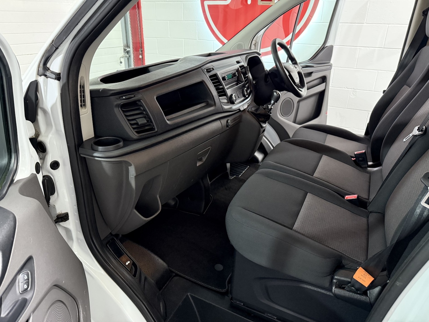 Used Ford Transit Custom 2019 for sale - 76855425: Photo 32