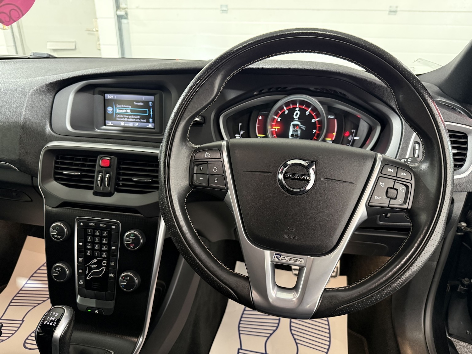 Used Volvo V40 2017 for sale - 77395179: Photo 13