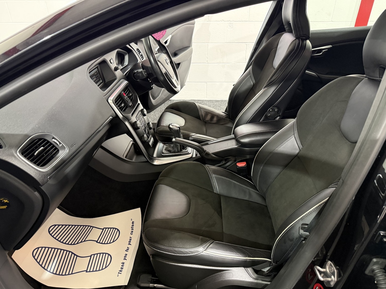 Used Volvo V40 2017 for sale - 77395179: Photo 16