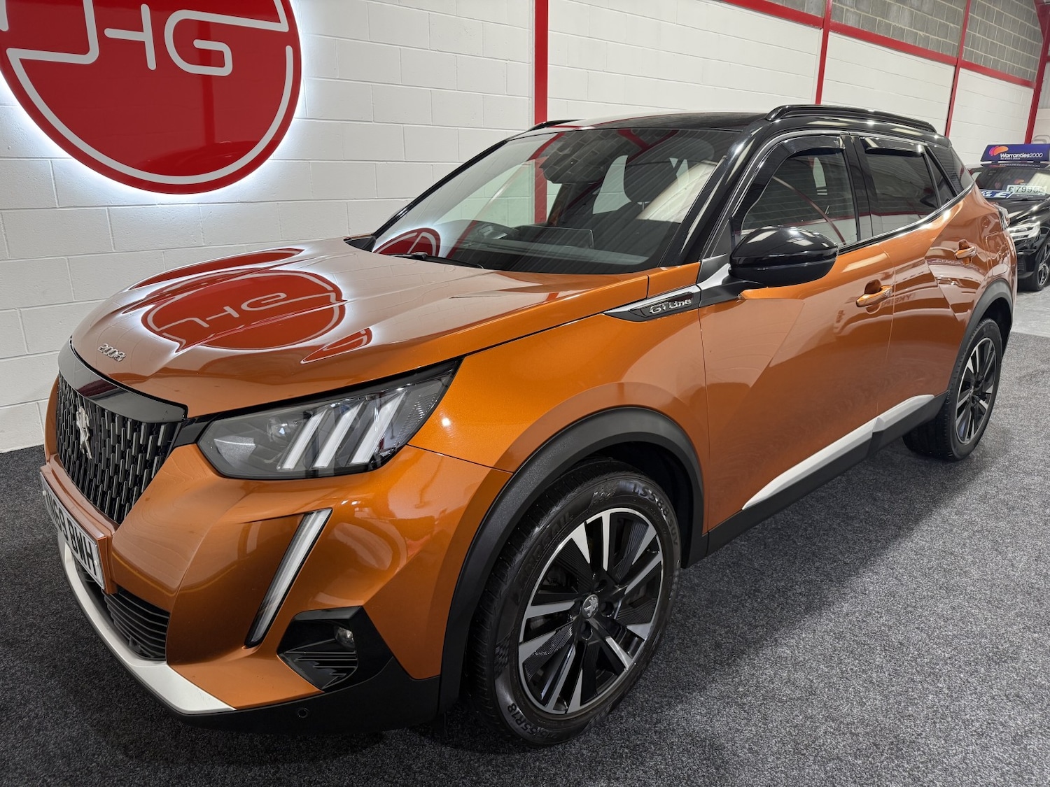 Used Peugeot 2008 2020 for sale - 77880979: Photo 2