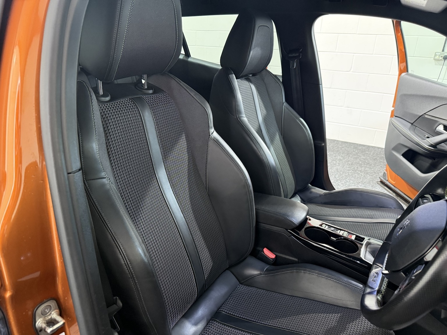 Used Peugeot 2008 2020 for sale - 77880979: Photo 20