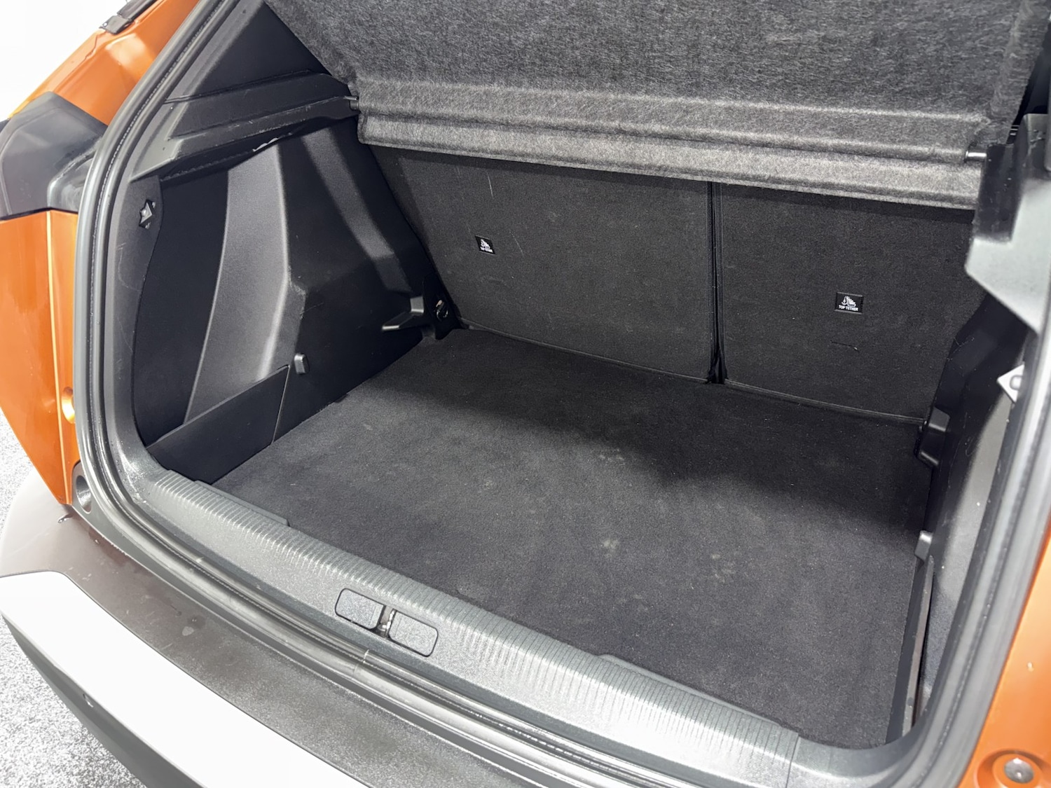 Used Peugeot 2008 2020 for sale - 77880979: Photo 31