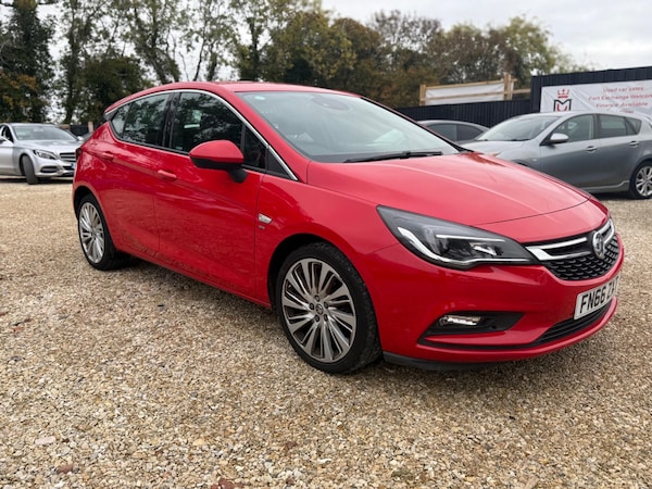Used Vauxhall Astra 2016 for sale - 76214957: Photo 2